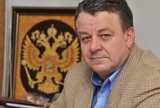 Максим Степанов: «Соответствовать человеку такого масштаба, каким был мой отец, очень непросто»