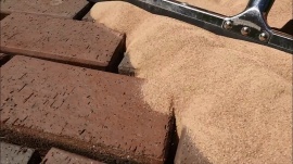 Затирка швов тротуарной плитки: песком, сухой смесью, цементом