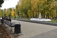11 000 квадратных метров монолитовской брусчатки использовано для благоустройства Лопатинского сада