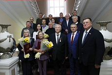 Сотрудник «Монолита» был отмечен на городской доске почёта